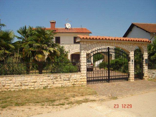 Apartments Mihael And Melani Poreč Buitenkant foto